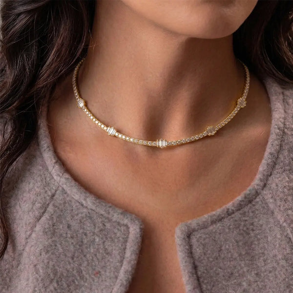 Lab Grown Diamond Baguette Diamond Choker Necklace in Yellow Gold – Side View | JAUR