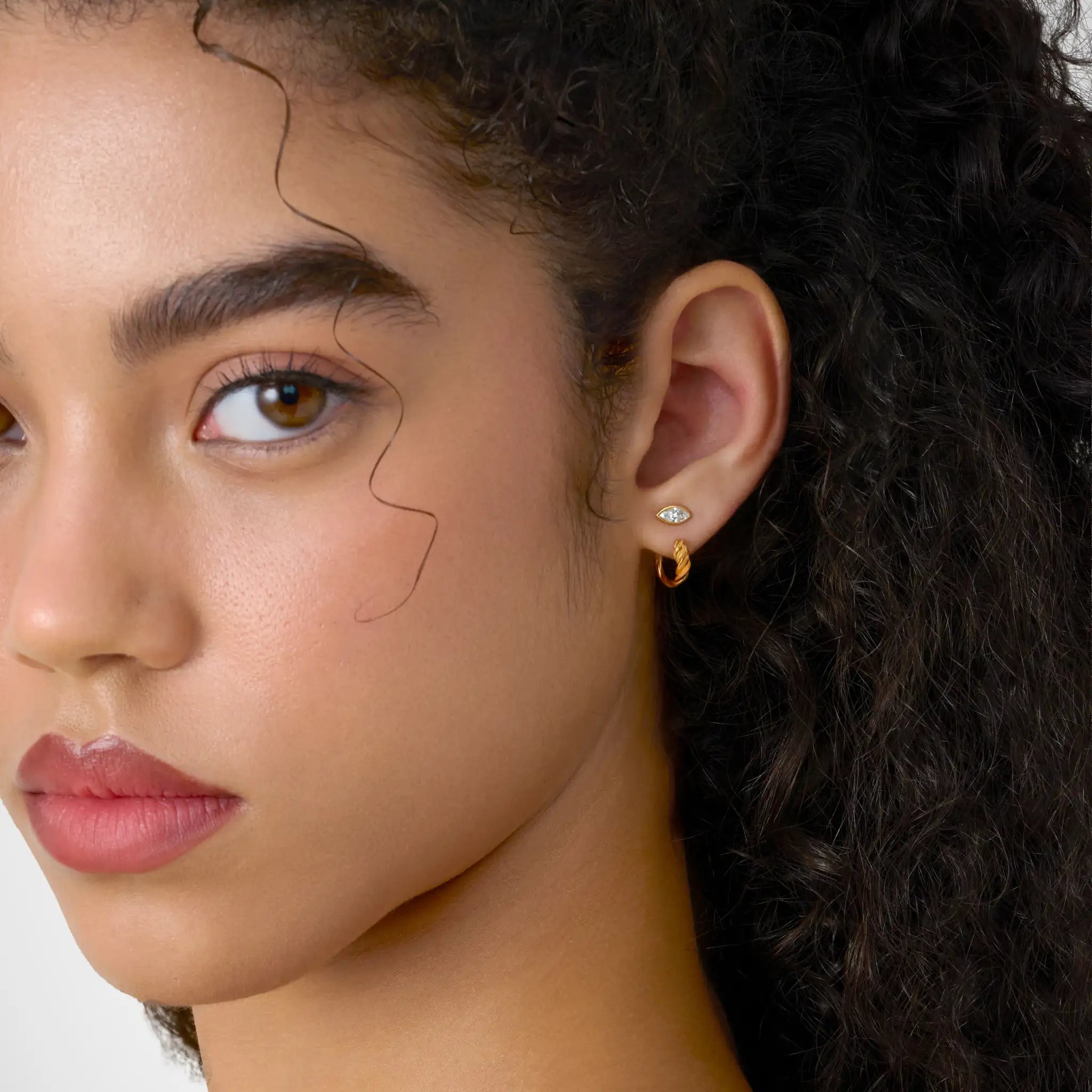 Curb Hoop - Marquise Base