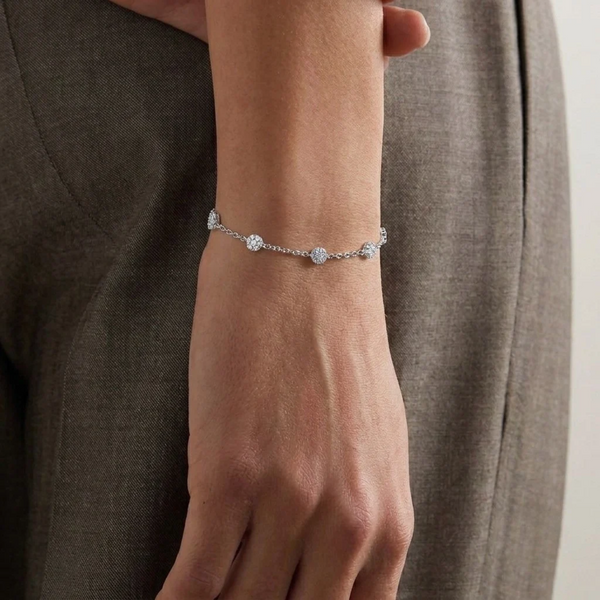 ELARA - 5 Pierced Diamond Cable Chain JAUR