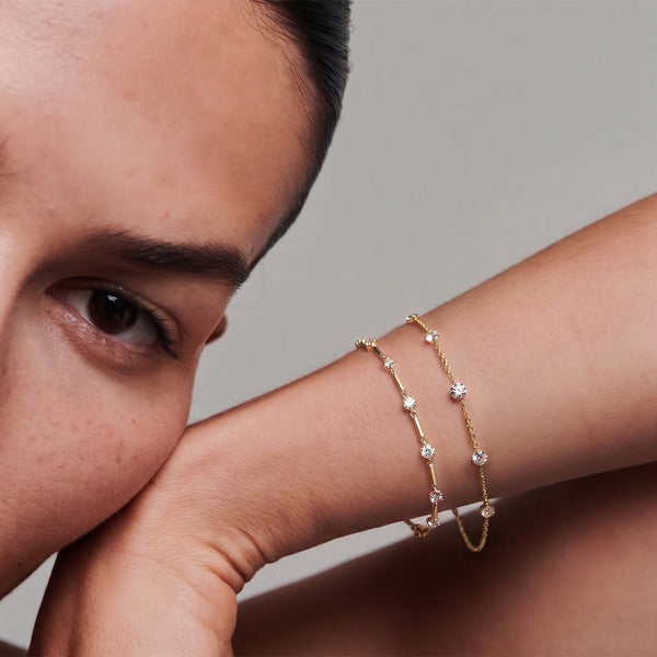 ELARA - 5 Stone Pierced Diamond Bracelet JAUR