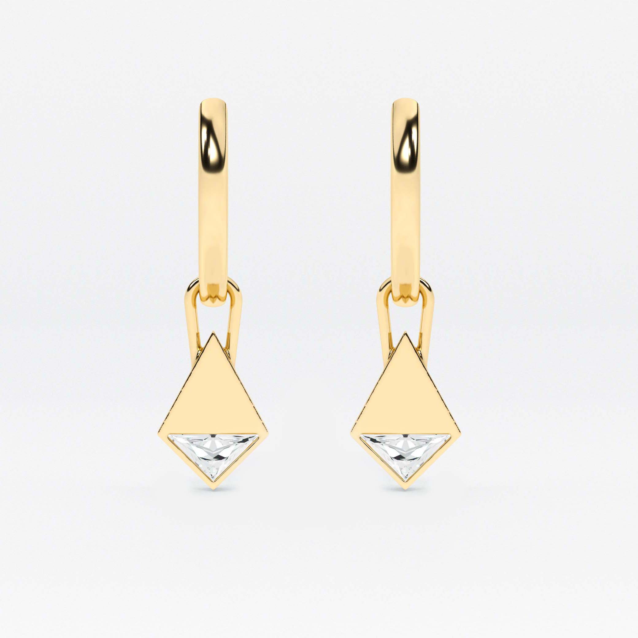 Formed Lozenge Charm