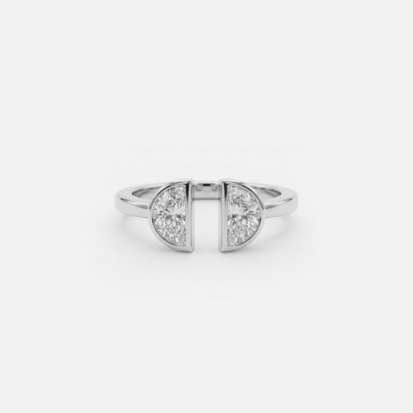 The Lune Ring