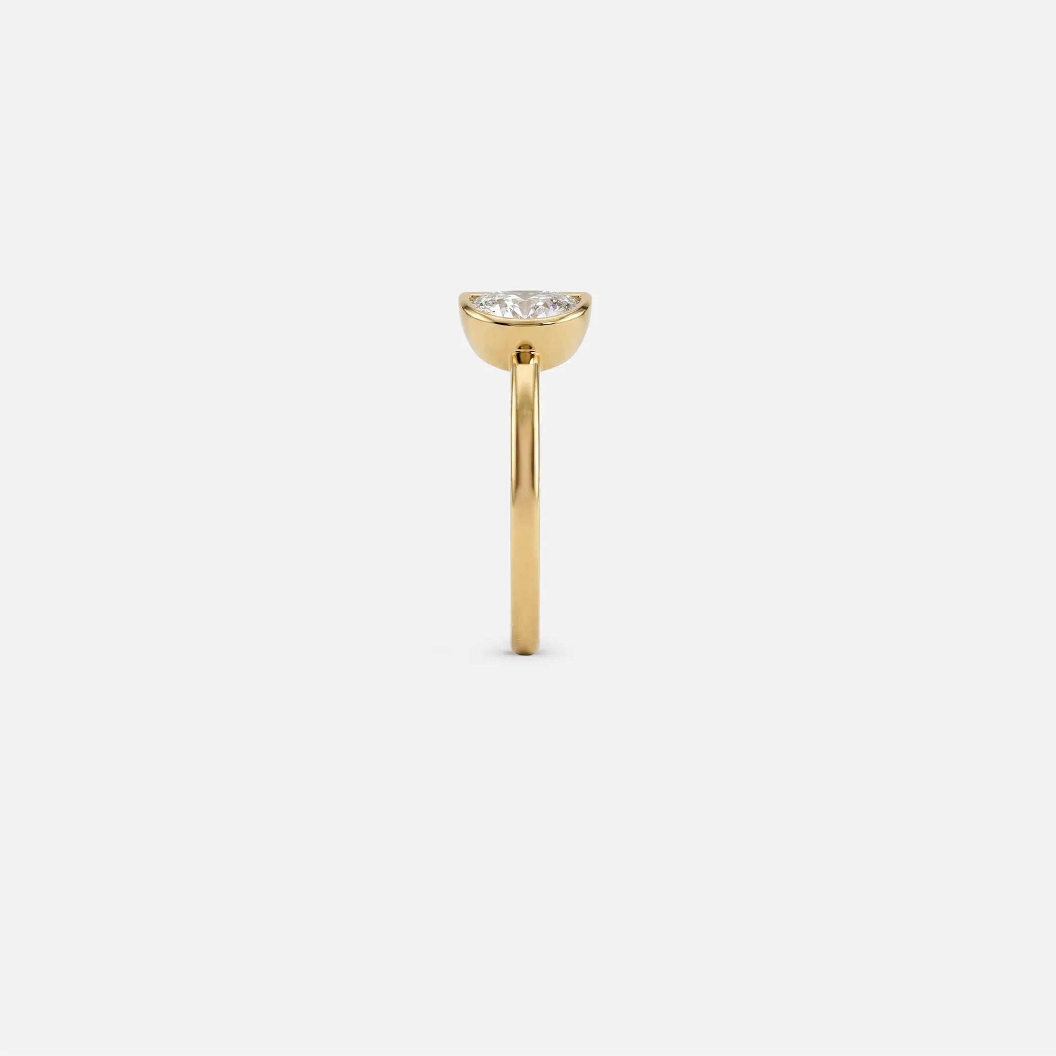 Lab Grown Diamond The Lune Ring in Yellow Gold – View 4 | JAUR