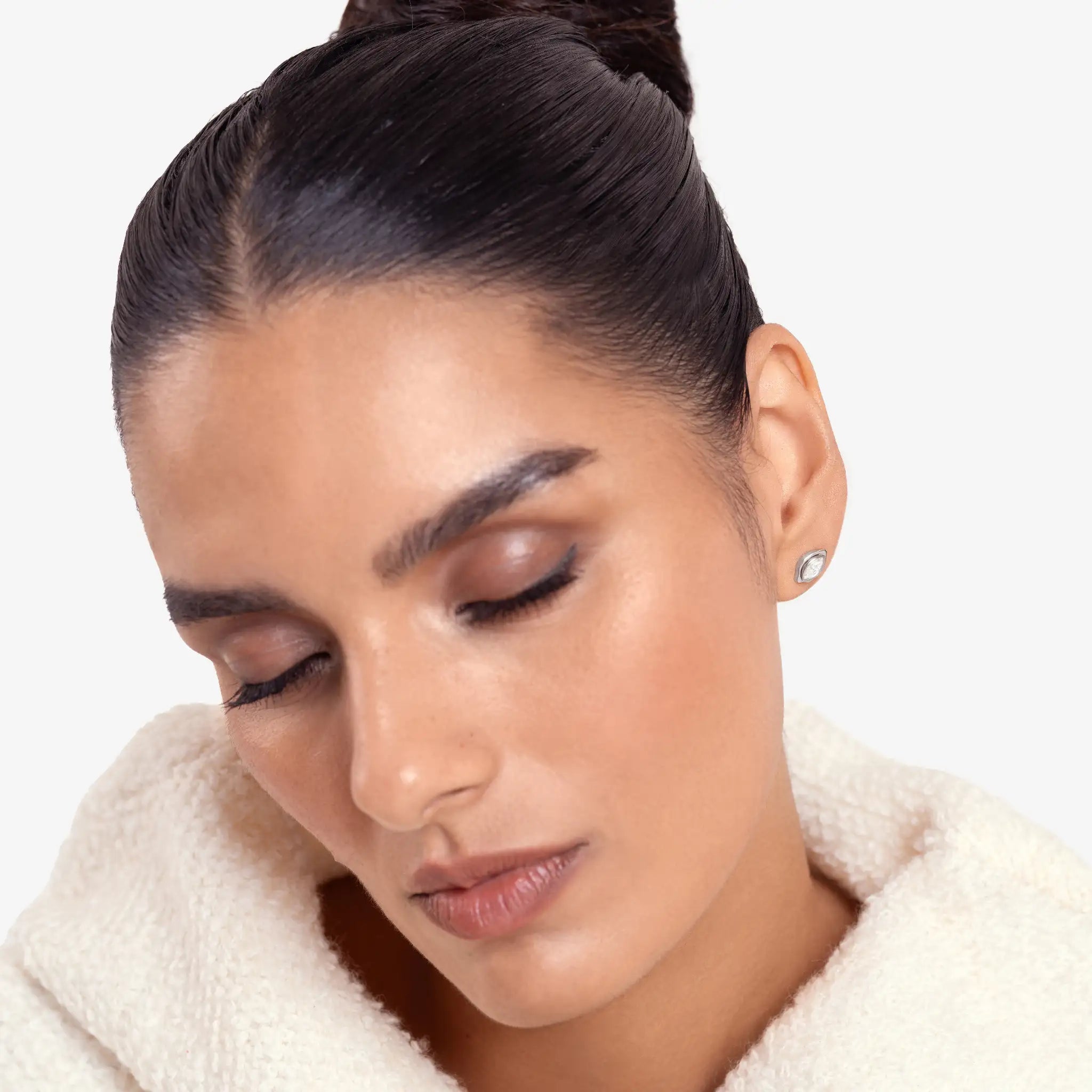 Marquise Curved Organic