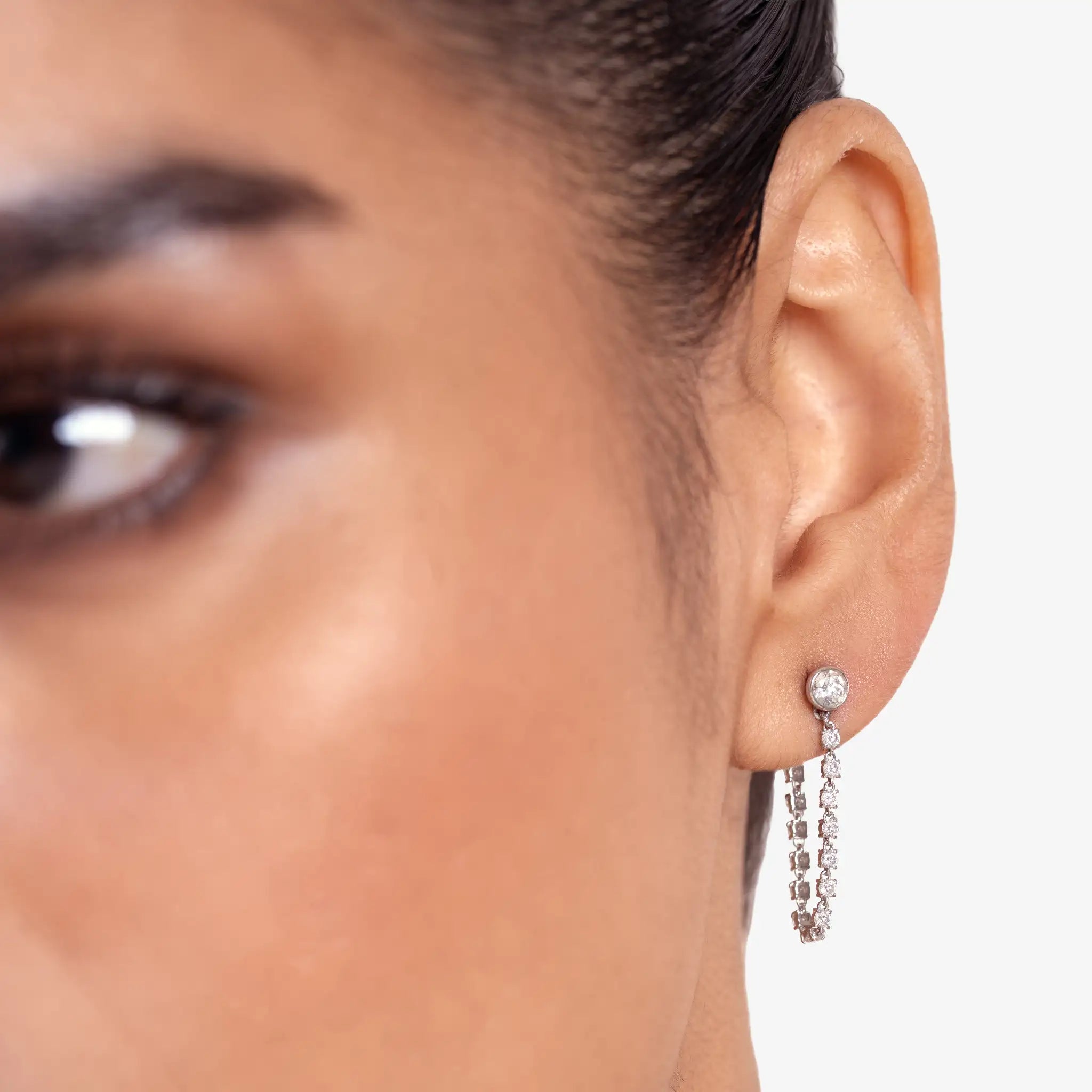 Midi Diamond Dangle Earring - Round Base