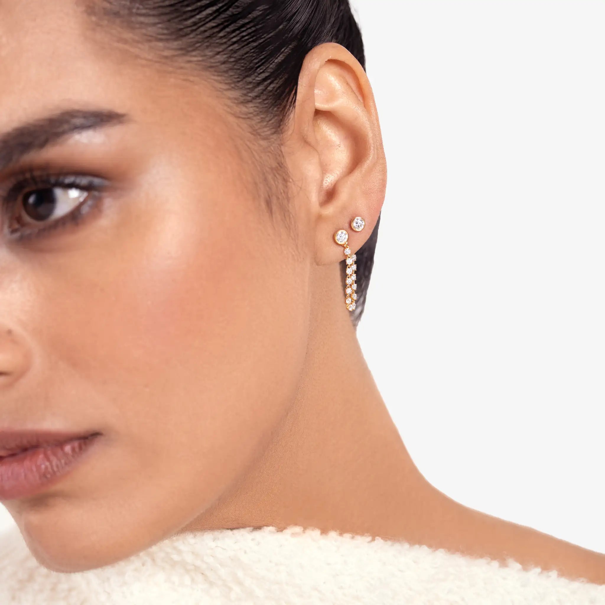 Midi Diamond Dangle Earring - Round Base