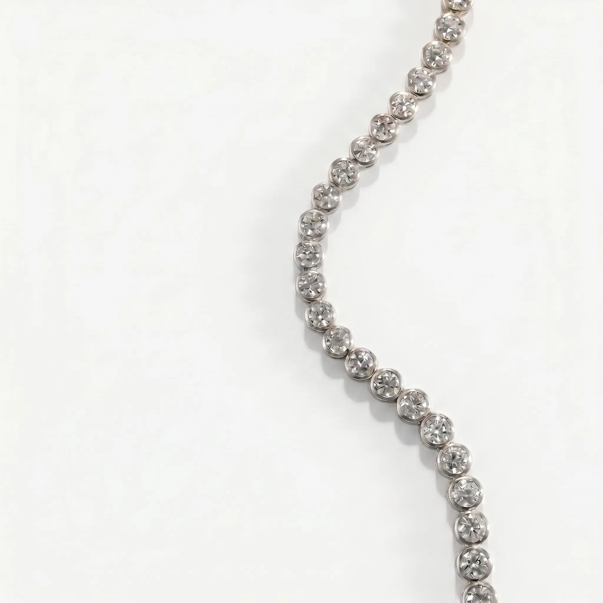 Round Diamond Bezel Tennis Bracelet JAUR