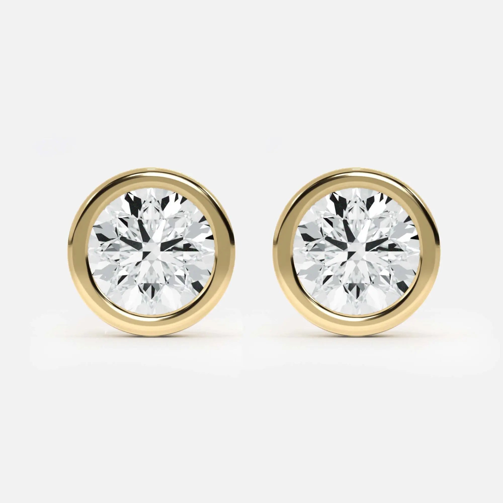 Round Diamond Stud JAUR